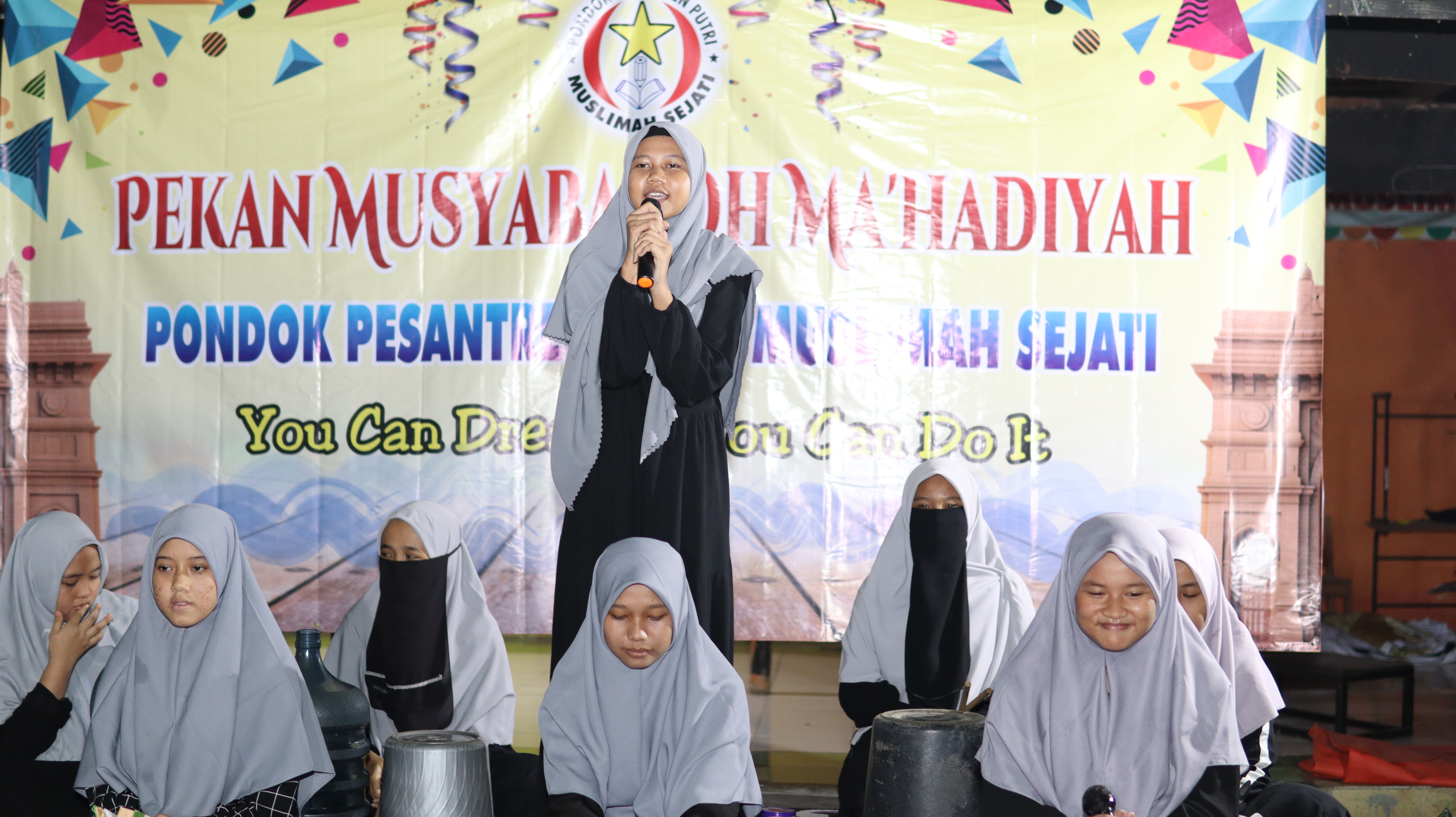 Public Speaking (Pidato, MC, Nasyid, dII)
